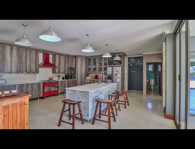5 BEDROOM HOUSE FOR SALE IN RAND COLLIERIES